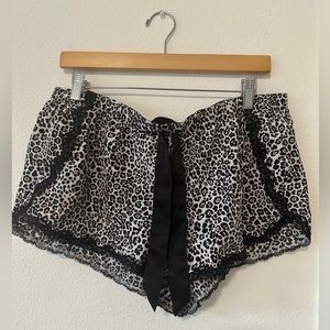 Cheetah Print Victoria’s Secret Pajama Shorts women’s large lingerie soft